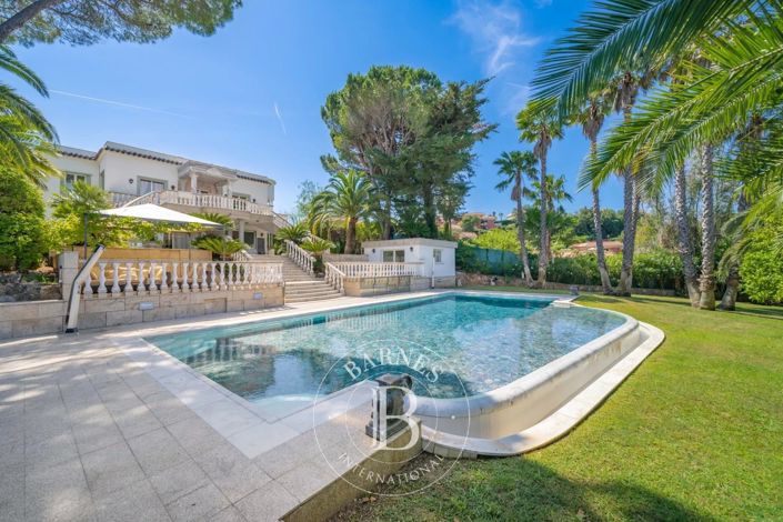 Image No.22-6 Bed House for sale