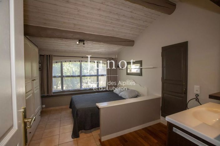Image No.18-3 Bed House for sale