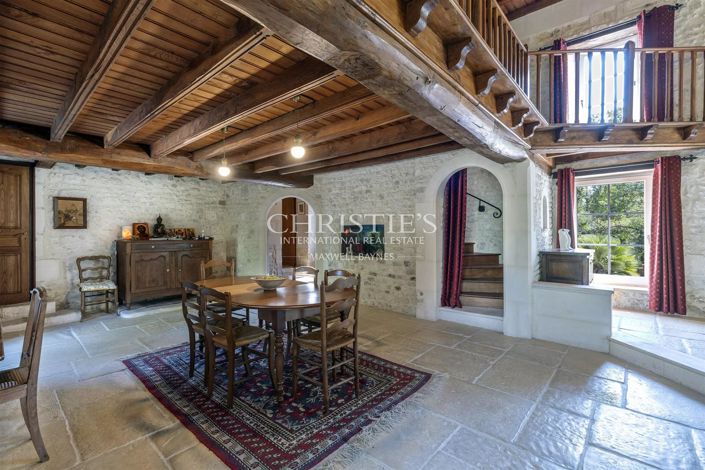 Image No.11-6 Bed House for sale