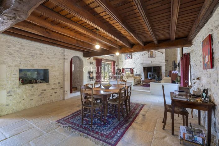 Image No.12-6 Bed House for sale