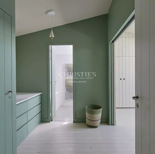 Image No.14-5 Bed House for sale