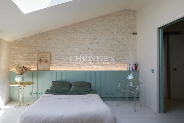 Image No.16-5 Bed House for sale