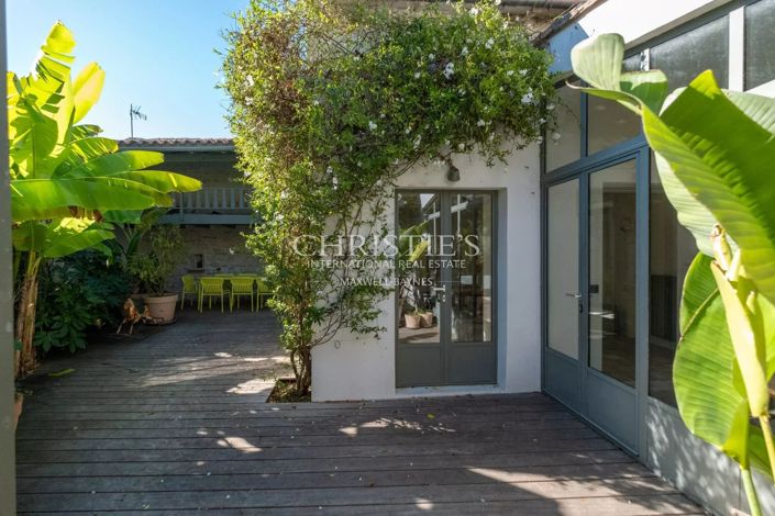 Image No.3-5 Bed House for sale