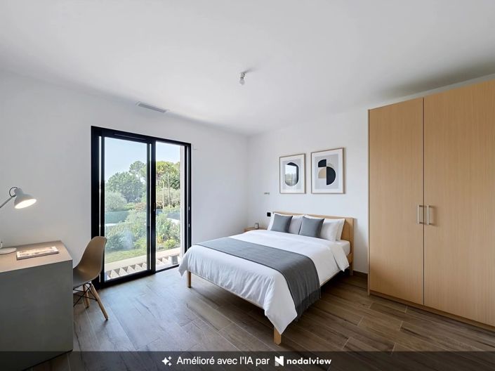 Image No.12-3 Bed House for sale