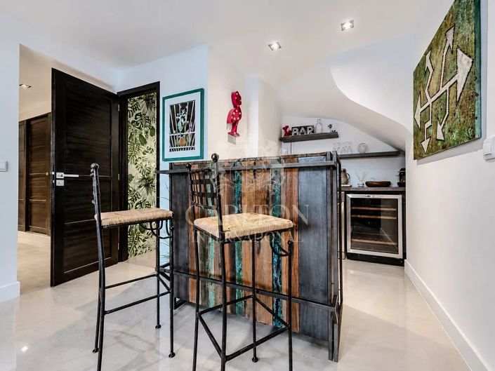 Image No.24-4 Bed House for sale