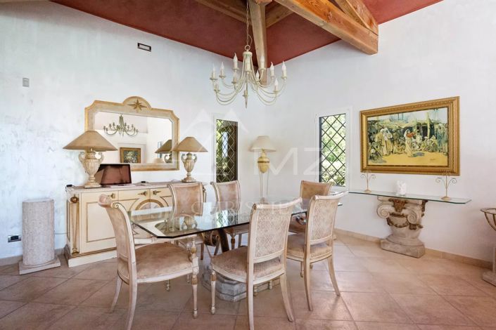 Image No.6-3 Bed House for sale