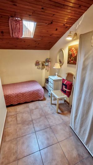 Image No.15-2 Bed House for sale