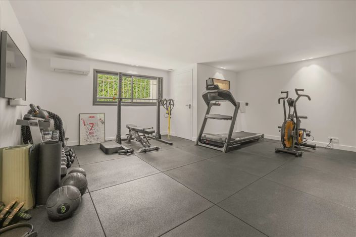 Image No.14-5 Bed House for sale
