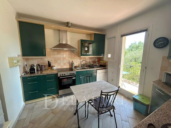 Image No.17-3 Bed House for sale