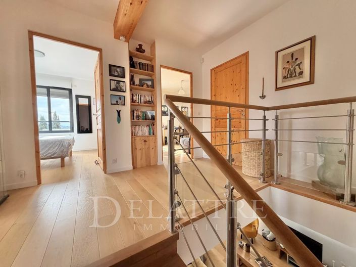 Image No.12-3 Bed House for sale