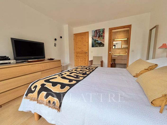 Image No.9-3 Bed House for sale
