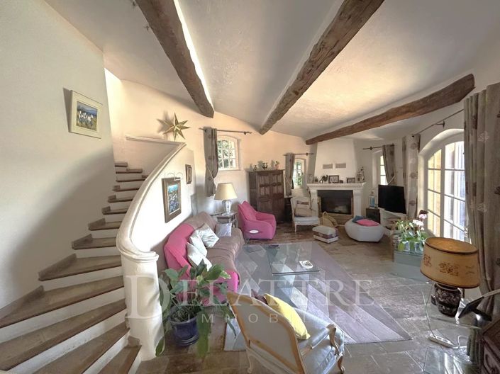 Image No.6-3 Bed House for sale