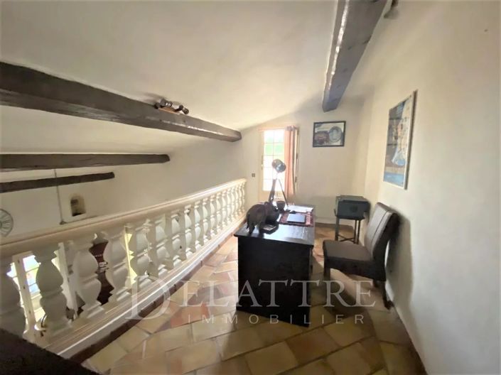 Image No.11-4 Bed House for sale