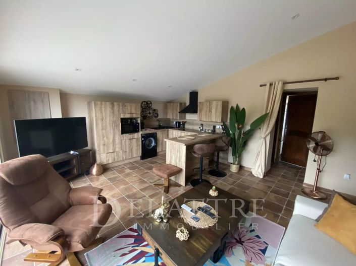Image No.7-4 Bed House for sale