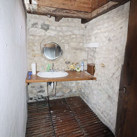 Image No.16-4 Bed House for sale