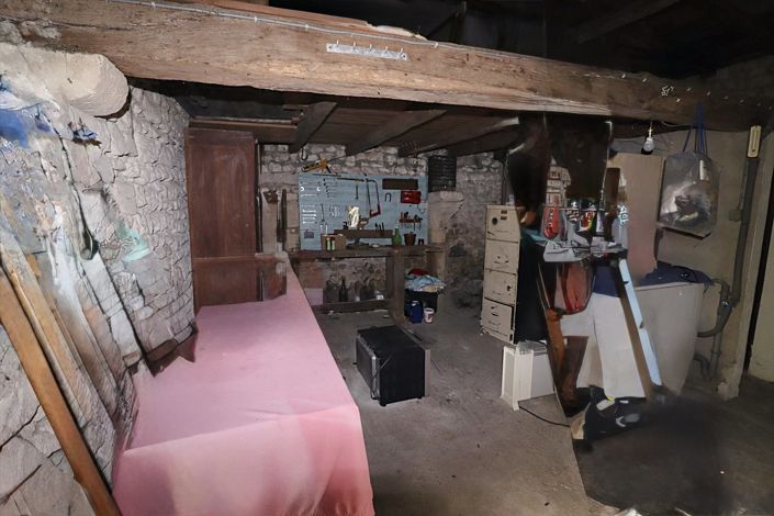 Image No.17-4 Bed House for sale