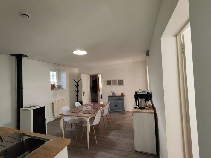 Image No.11-2 Bed House for sale
