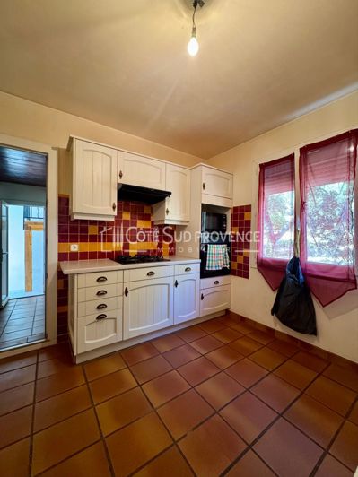 Image No.8-2 Bed House for sale