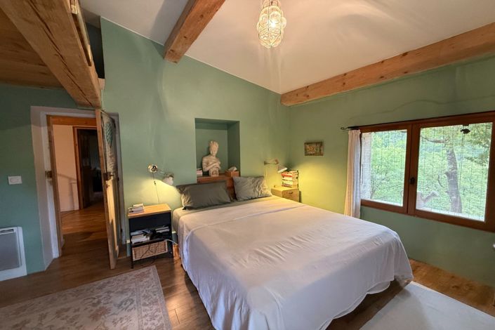 Image No.19-2 Bed House for sale