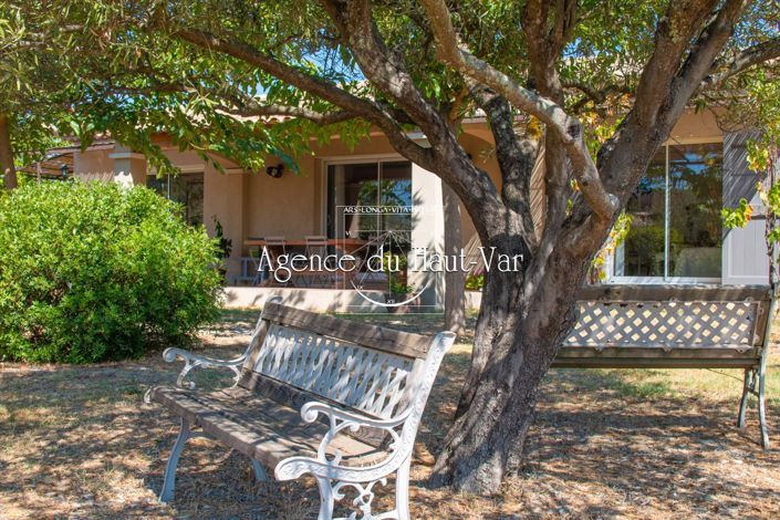 Image No.19-5 Bed House for sale