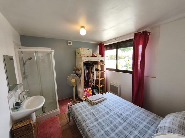 Image No.11-4 Bed House for sale