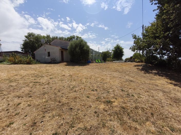 Image No.21-4 Bed House for sale