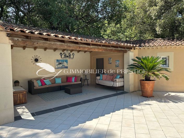 Image No.25-5 Bed House for sale