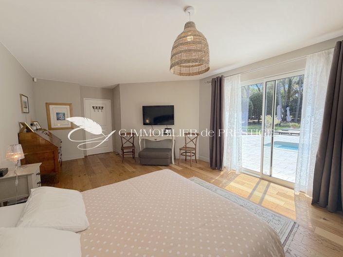 Image No.29-5 Bed House for sale