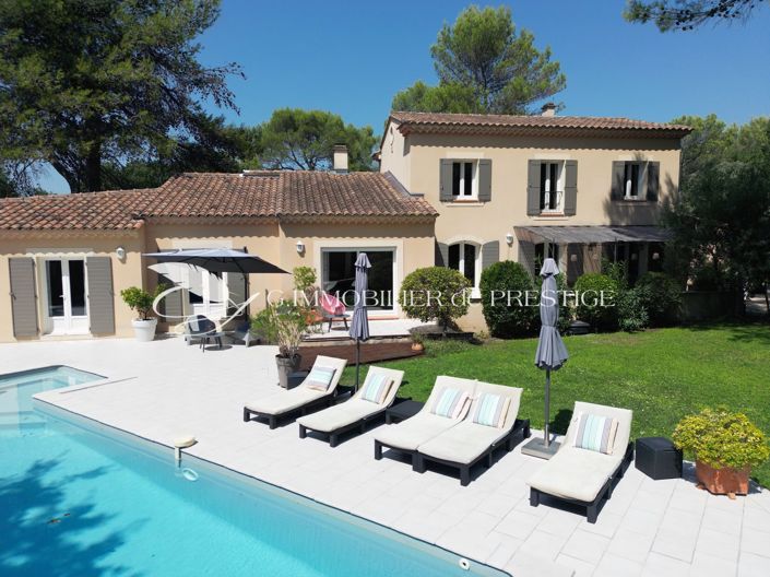 Image No.34-5 Bed House for sale