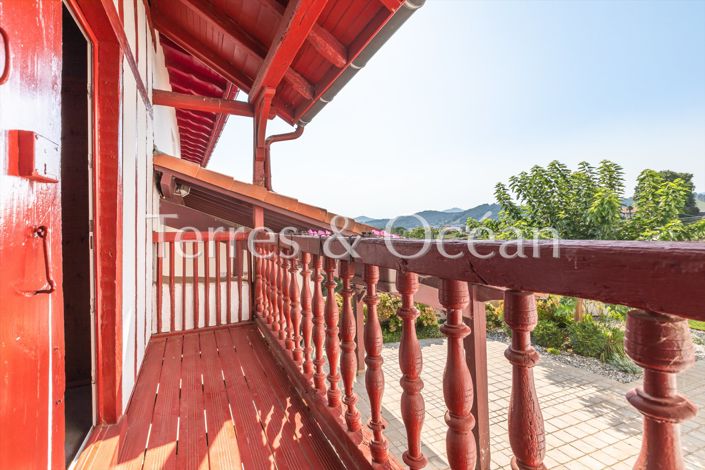Image No.15-7 Bed House for sale
