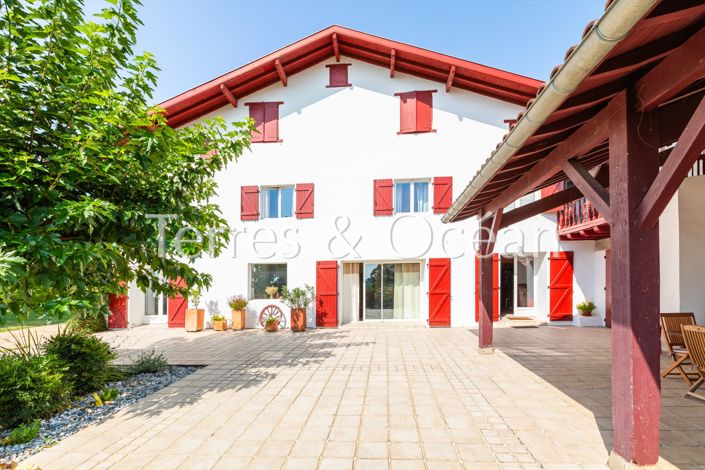 Image No.5-7 Bed House for sale