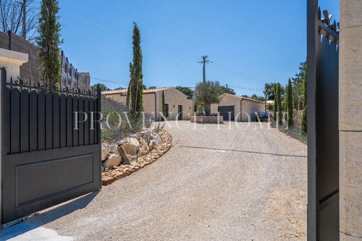 Image No.17-4 Bed House for sale