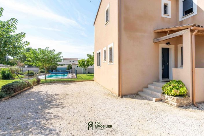 Image No.17-3 Bed House for sale