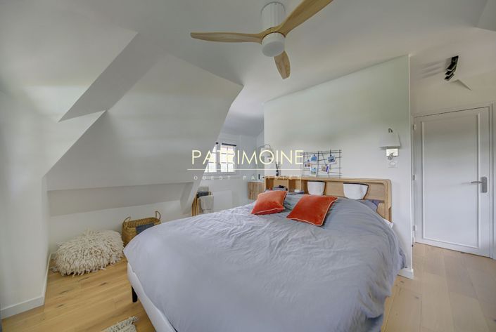 Image No.12-5 Bed House for sale