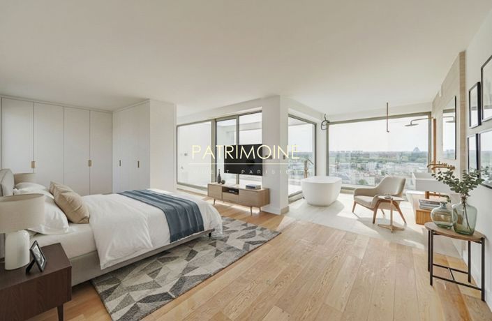 Image No.9-5 Bed House for sale