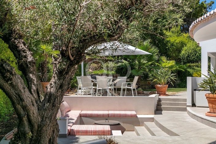 Image No.6-4 Bed House for sale