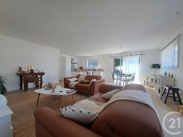 Image No.2-3 Bed House for sale