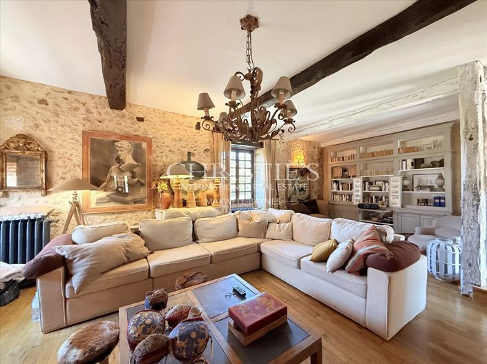 Image No.15-5 Bed House for sale
