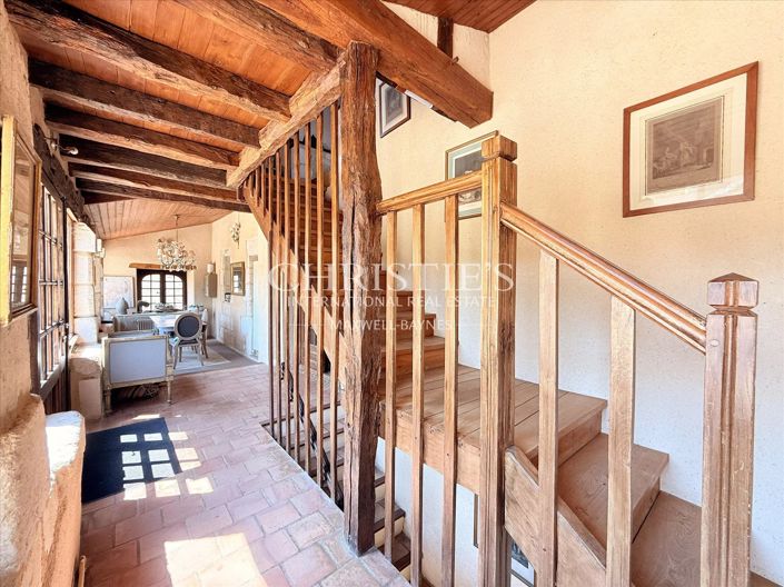 Image No.19-5 Bed House for sale