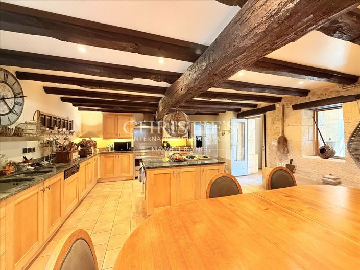 Image No.27-5 Bed House for sale