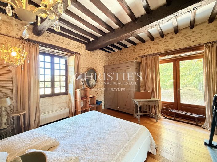 Image No.28-5 Bed House for sale