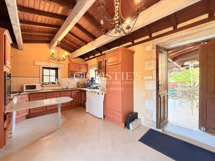 Image No.40-5 Bed House for sale
