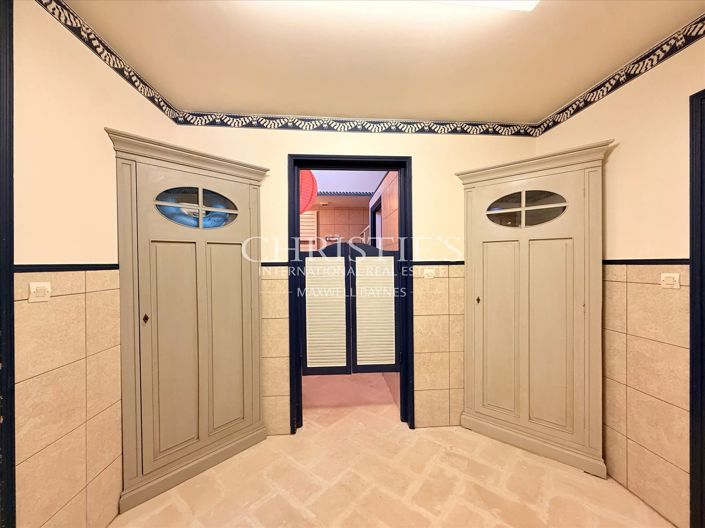 Image No.47-5 Bed House for sale