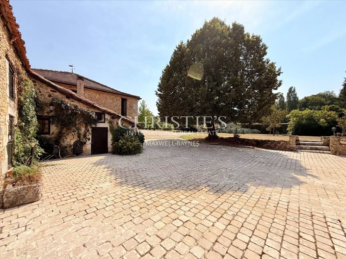 Image No.49-5 Bed House for sale
