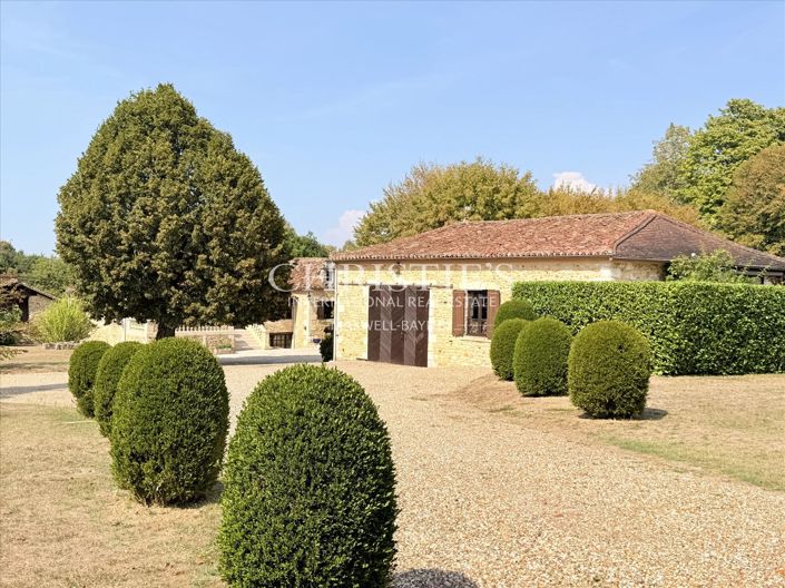 Image No.5-5 Bed House for sale