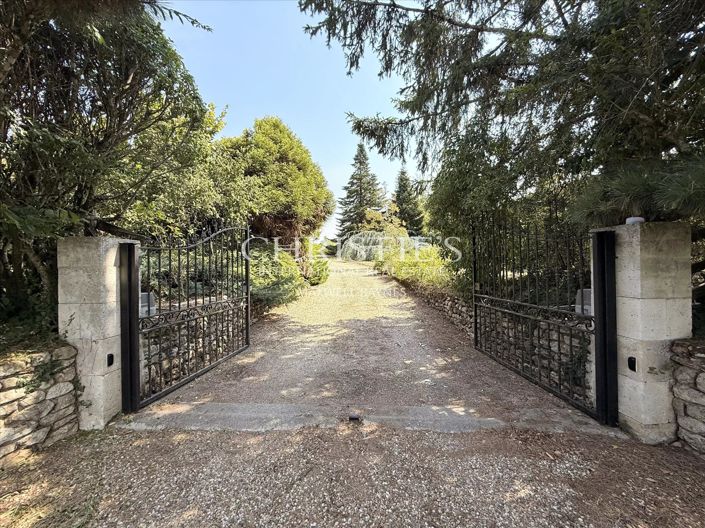Image No.54-5 Bed House for sale
