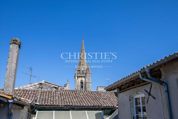 Image No.18-5 Bed House for sale