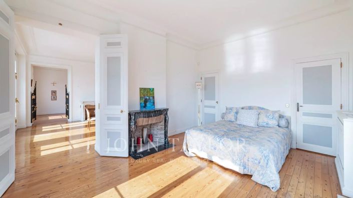 Image No.10-4 Bed Apartment for sale
