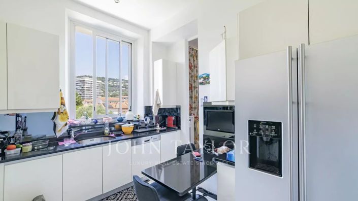 Image No.9-4 Bed Apartment for sale