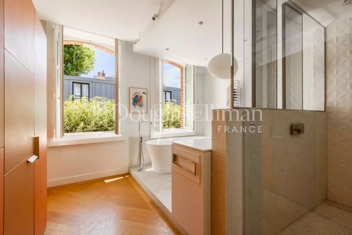Image No.10-4 Bed Apartment for sale